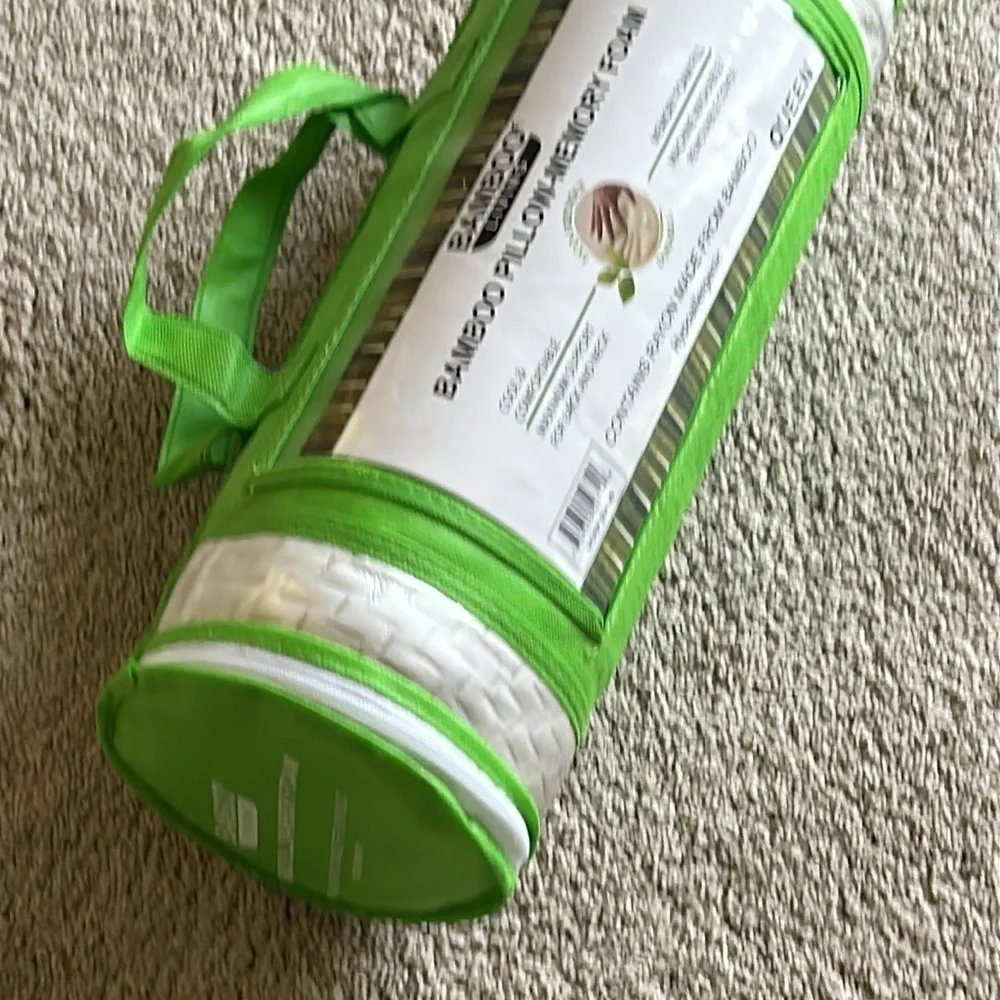 Bamboo Living Bamboo Pillow-Memory Foam Queen - Brand New